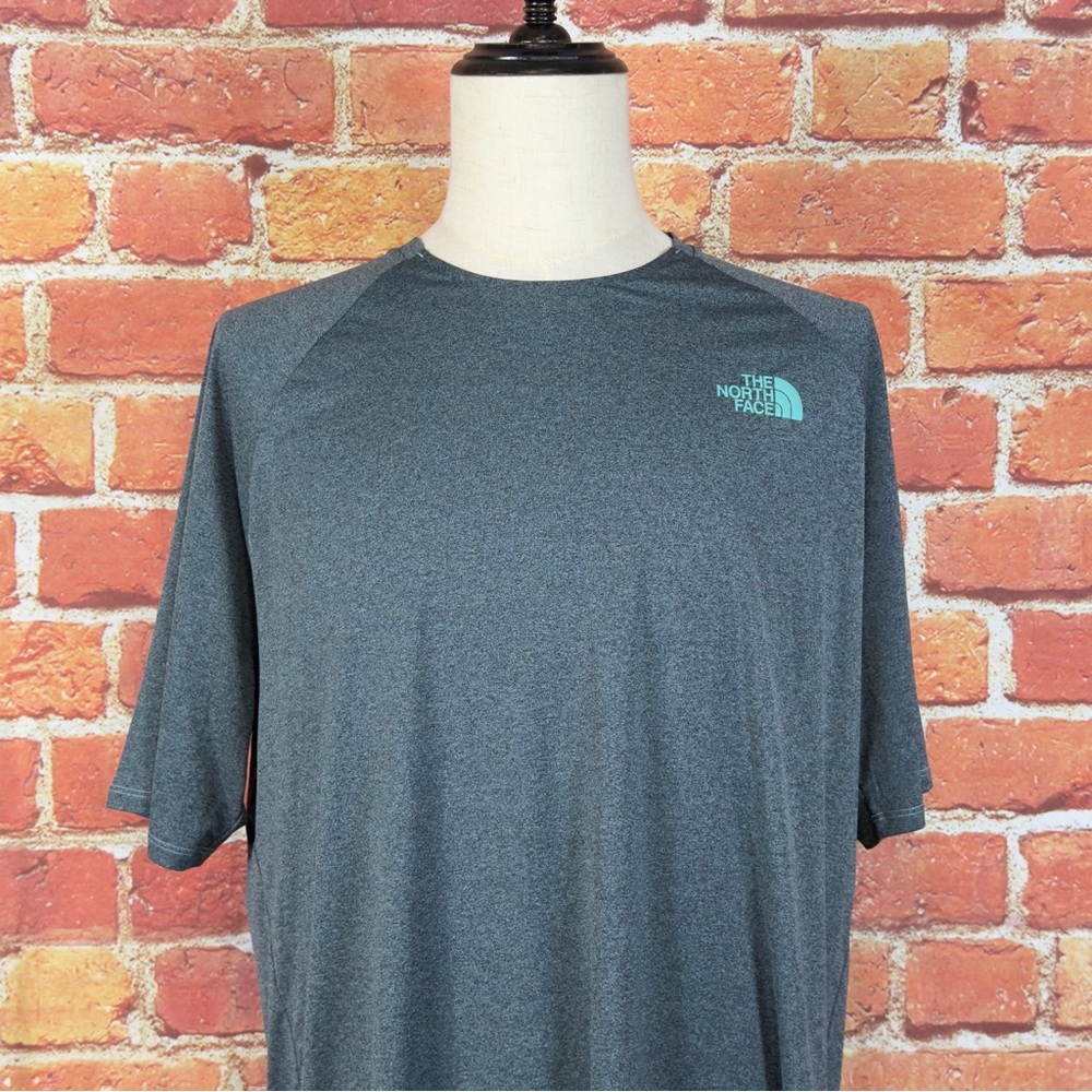 The North Face Men's Activewear‎ Charcoal Short Sleeve Tee Size XXL Wicking